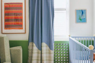 サセックスにあるコンテンポラリースタイルのおしゃれな赤ちゃん部屋の写真