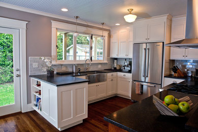 Elegant kitchen photo in Seattle