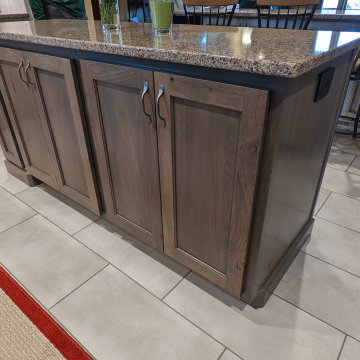 Rock Island Kitchen Remodel-2022 Koch Cabinets MSI Quartz Bedrock