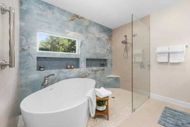 Bathroom photo in Other