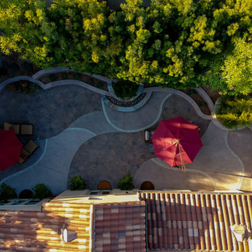 Cozy and Curvy in Santa Luz