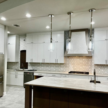 Modern Kitchen Remodel Done in a Subtle Two-Tone Color