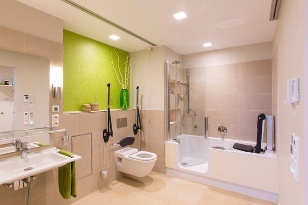 Современный Ванная комната by AAB DIE RAUMKULTUR GmbH & Co. KG