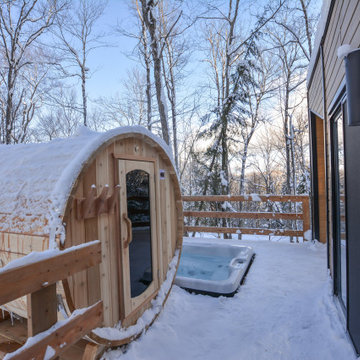 Ushuaia Pod Sauna by Lofty Pods