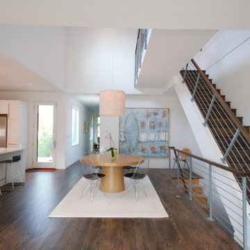 B-Line Medium 002 | 2-story space
