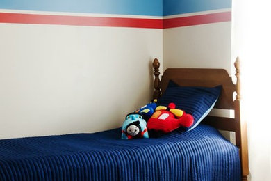 Inspiration for a contemporary kids' room remodel in Nashville