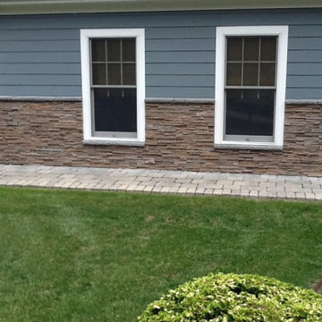 Cultured Stone Veneer on Exterior House Siding