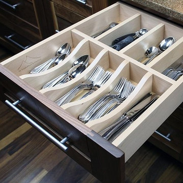 Drawer Essentials Showroom