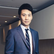 Michael Zhu's photo