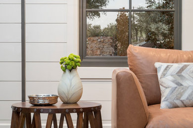 Mid-sized mountain style home design photo in Austin
