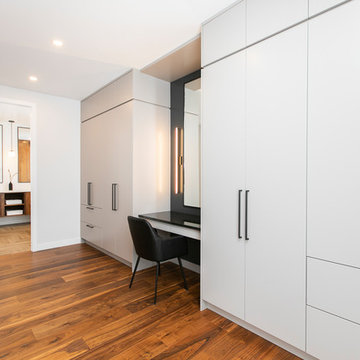 Custom walk in Closet