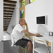 wall mounted computer