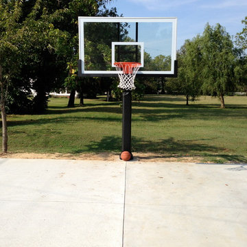 Rob D's Pro Dunk Platinum Basketball System on a 44x28 in Vincennes, IN