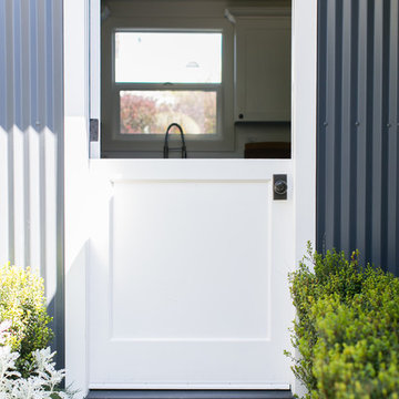 Coastal Modern Farmhouse (Industrial, comfortable and fmaily friendly)