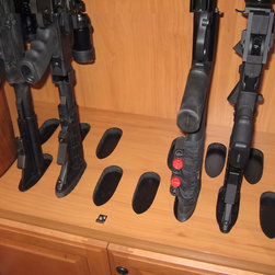 Gun cabinet and office - Products