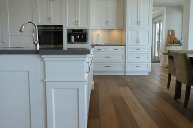Inspiration for a contemporary kitchen remodel in Vancouver