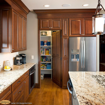 Showplace Cabinets - Kitchen