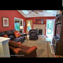 lindas home