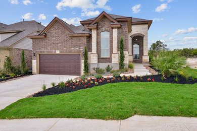 Contemporary exterior home idea in Austin