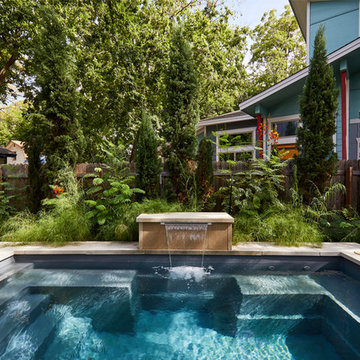 Brentwood Plunge Courtyard