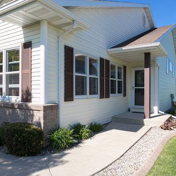1350 Westcreek Ln, Neenah