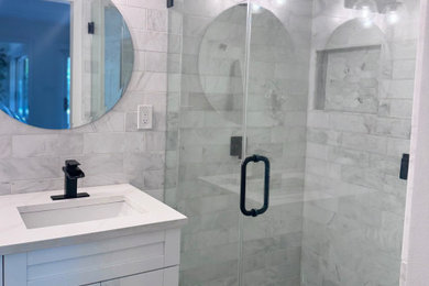 Bathroom - modern bathroom idea in Tampa