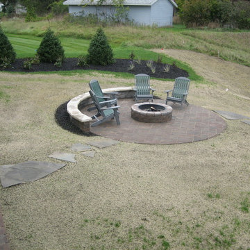 Thornbury Pavers and Brussels block walls