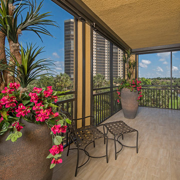 Narrow Lanai