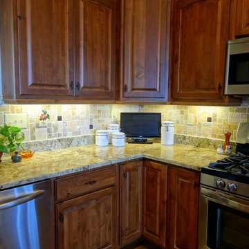 Cranberry // Rustic Kitchen
