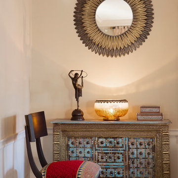 Art Deco with Egyptian Revival/Neoclassical roots