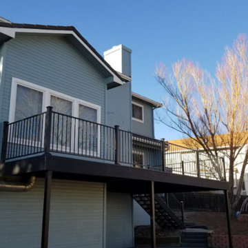 Steel Framed Deck with Metal Deck Railing