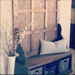Mudroom entrance coat rack - Indoor Benches