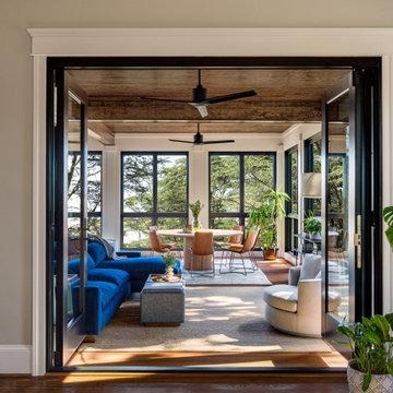 Vienna Residence Sunroom, Kitchen, and Primary Suite