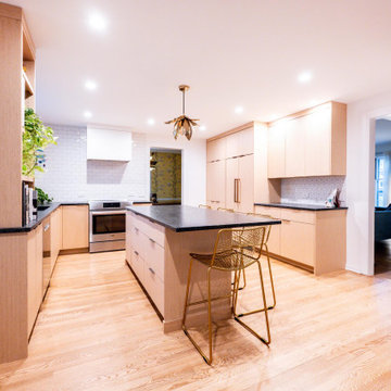 Small Wonder – Riverside Open Plan Maximized