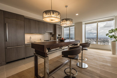 Inspiration for a contemporary kitchen remodel in Los Angeles