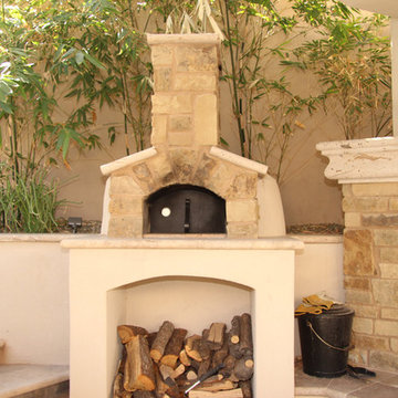 Backyard Oasis - Pool, Spa, Swim-Up Bar, Grotto, Slides & Water Features