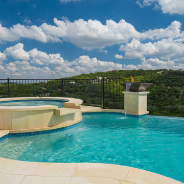 Freeform Contemporary Pool with Negative Edge