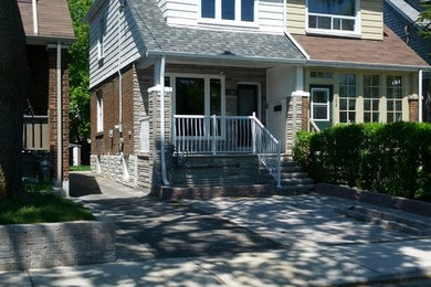 Exterior home photo in Toronto