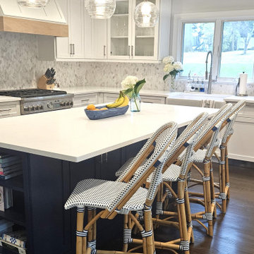 Modern Coastal Kitchen & Dining Room