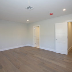 4611 NE 25th Ave - Products
