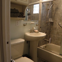 Small Pedestal Sinks