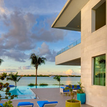 Tropical Pool