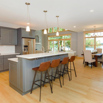 Spectacle Point Lake Home