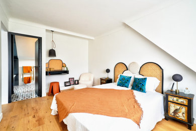 Réalisation d'une chambre tradition.