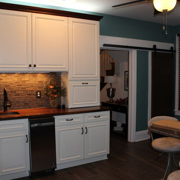 Greencastle Wetbar & Kitchen Remodel