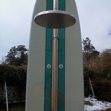 Outdoor surfboard shower.