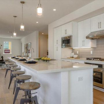 SummerHill Homes Kitchens: Waverly Cove Residence 1 Kitchen