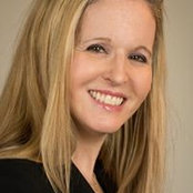Deborah Weinswig's photo