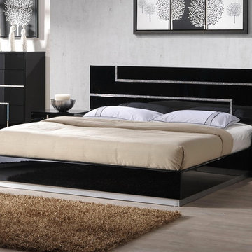 Lucca Bed | Black Lacquer