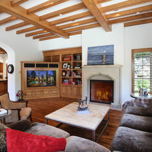 living room Shorewood Trl